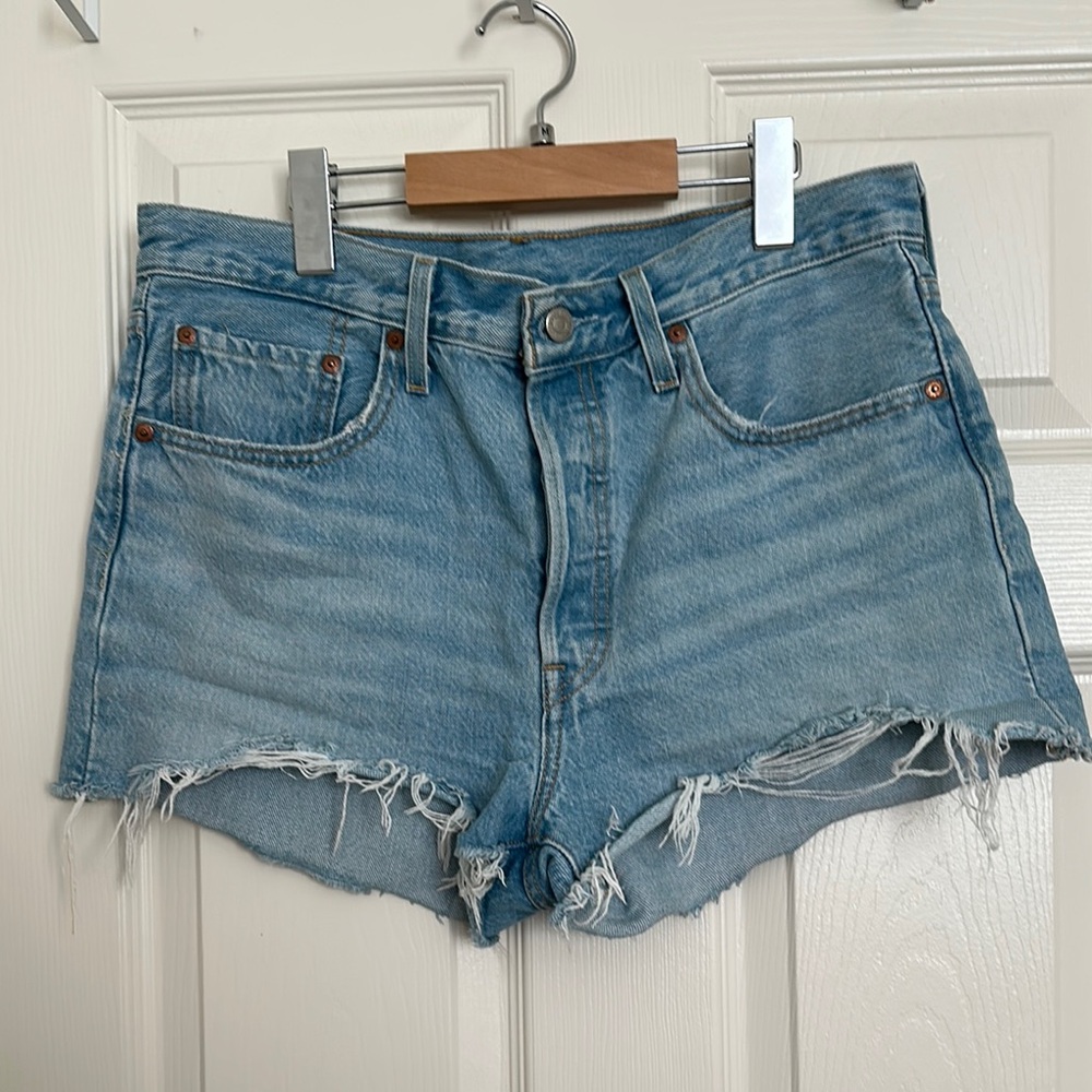 Levi’s light wash Denim Blue Women's Shorts